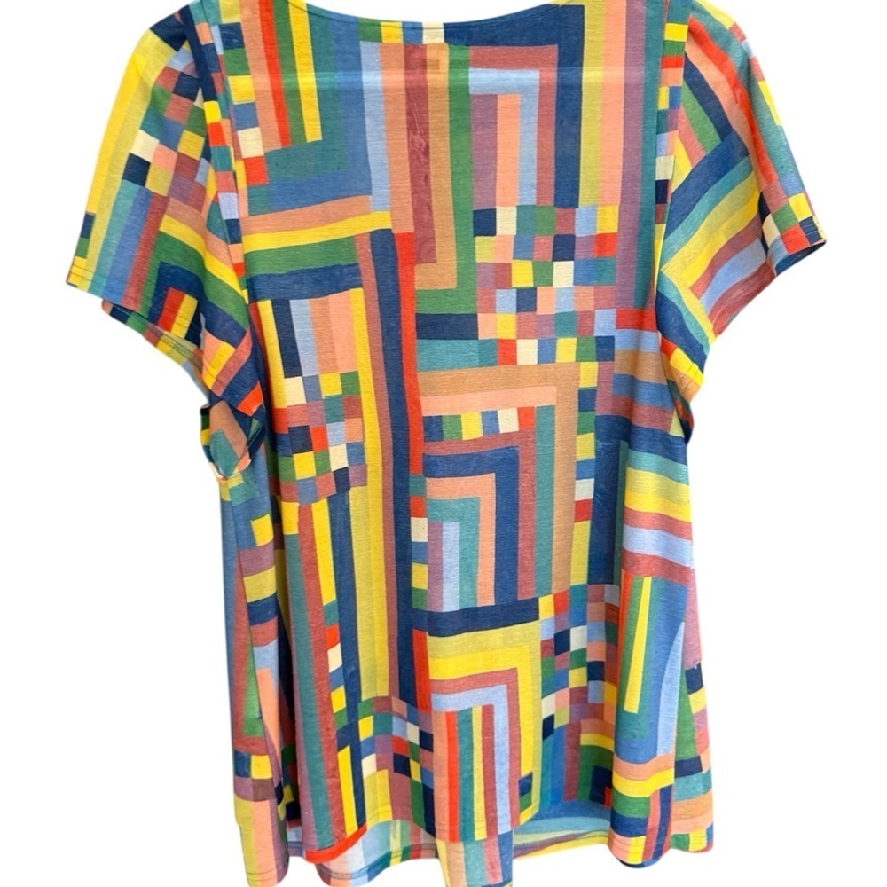 Jocomomola M EUC Multicolor Geometric Top with centre pleat and shoulder detail - Picture 3 of 16
